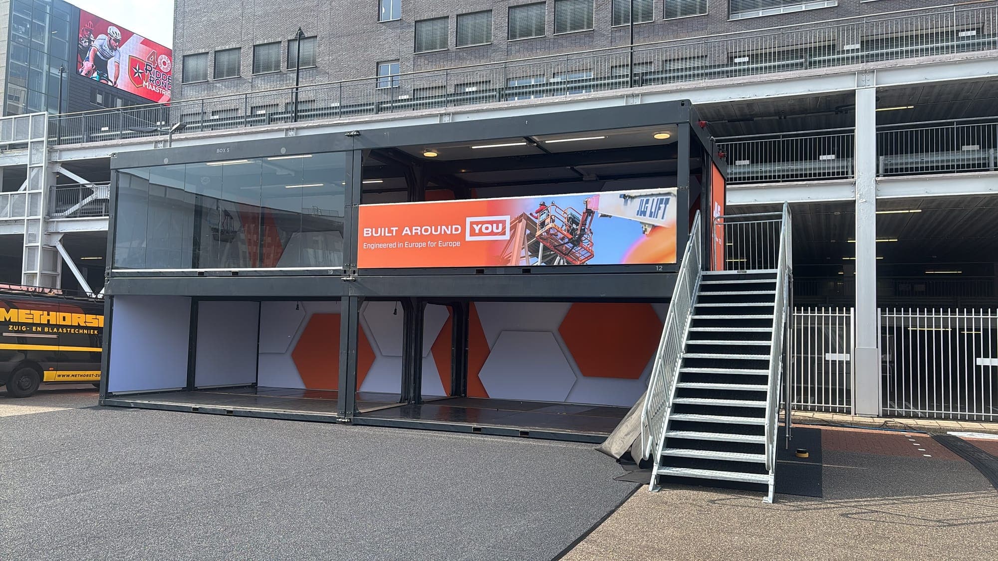 Hoogwaardige WeFoldIt hospitality-unit met VIP-ruimte